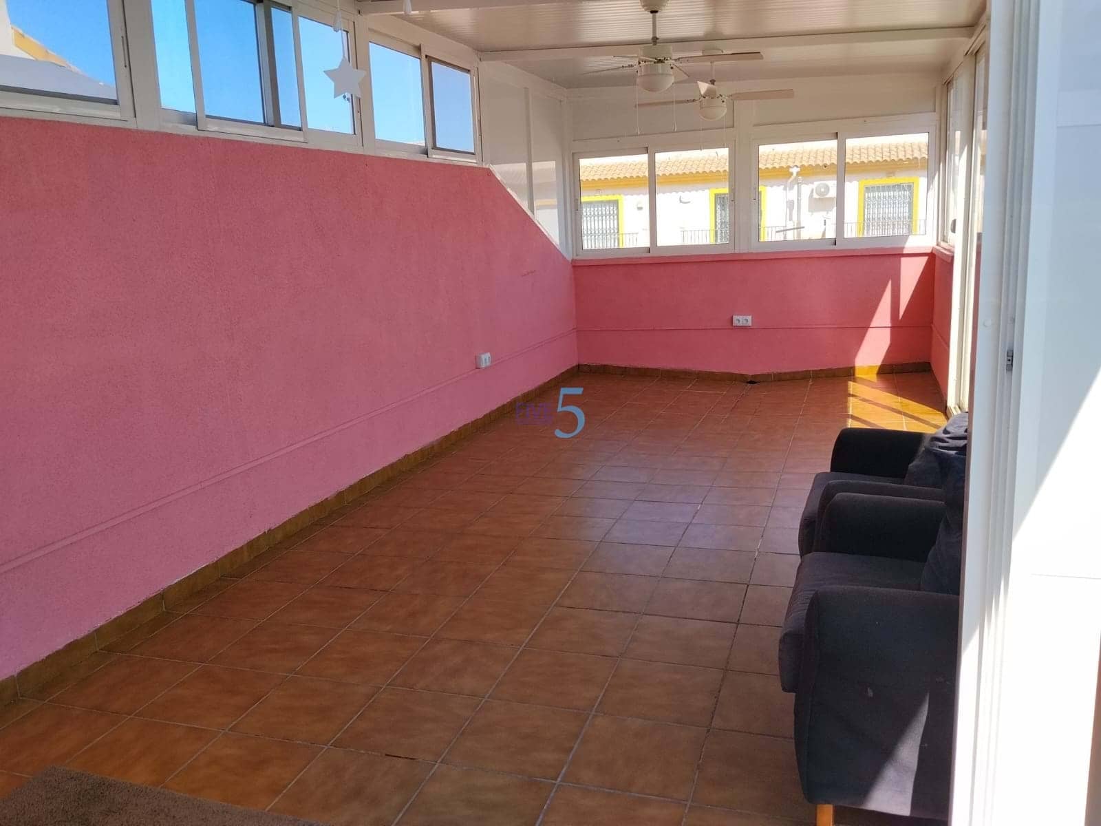 3 soverom Hus til salgs i Daya Nueva med svømmebasseng - € 162 500 (Ref: 9919028)