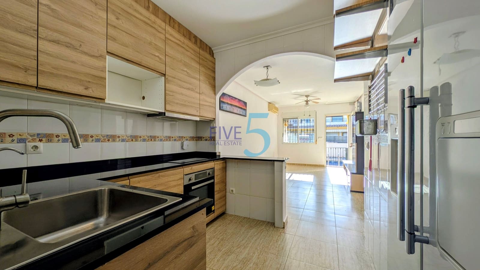 2 bedroom Townhouse for sale in Daya Nueva with pool - € 162,500 (Ref: 9919028)