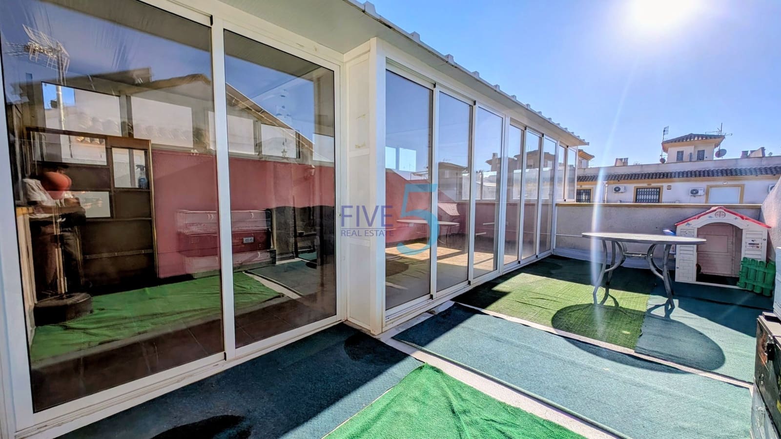 2 bedroom Townhouse for sale in Daya Nueva with pool - € 162,500 (Ref: 9919028)