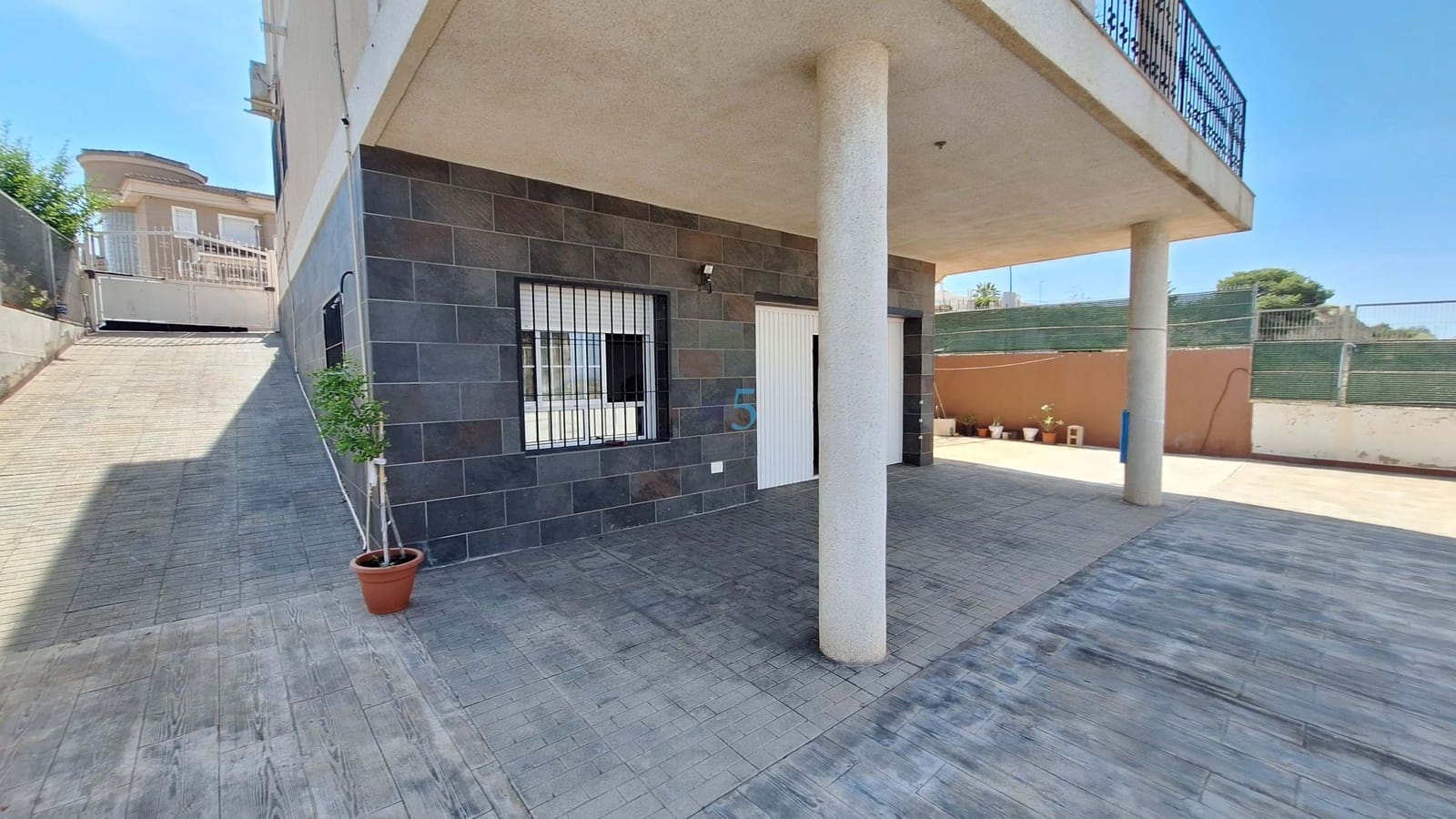 4 chambre Villa/Maison à vendre à Ciudad Quesada avec garage - 410 000 € (Ref: 9921107)