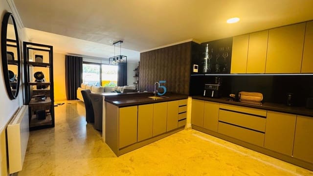 2 makuuhuone Huoneisto myytävänä paikassa Punta Prima, Orihuela mukana uima-altaan 
autotalli - 379 900 € (Ref: 9921324)