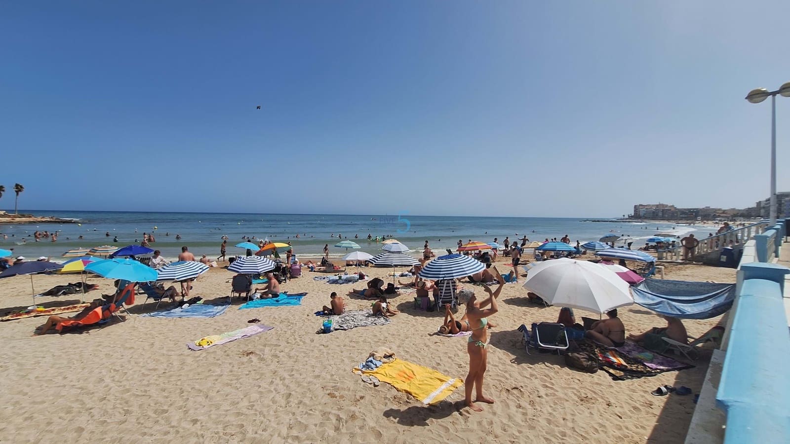 Studio à vendre à Torrevieja - 85 000 € (Ref: 9921426)