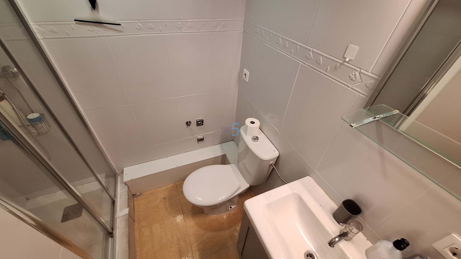 Studio à vendre à Torrevieja - 85 000 € (Ref: 9921426)
