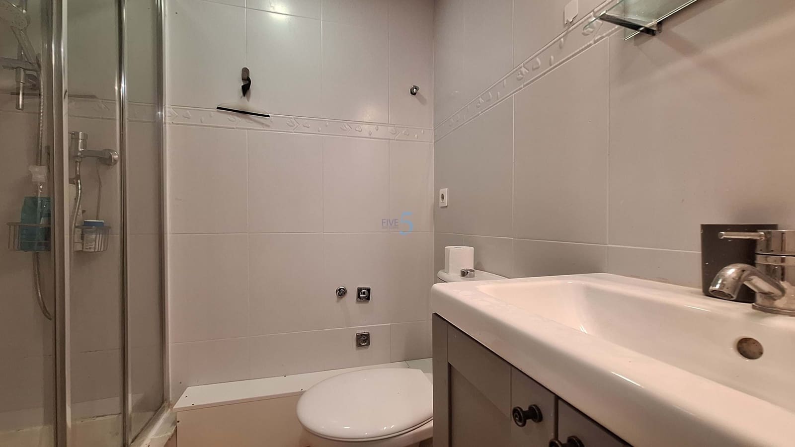 Studio à vendre à Torrevieja - 85 000 € (Ref: 9921426)