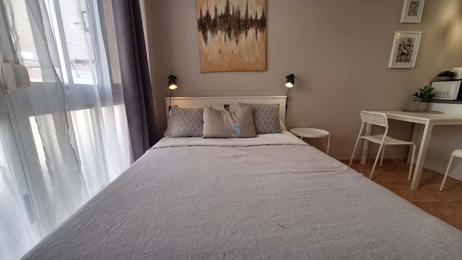 Studio à vendre à Torrevieja - 85 000 € (Ref: 9921426)