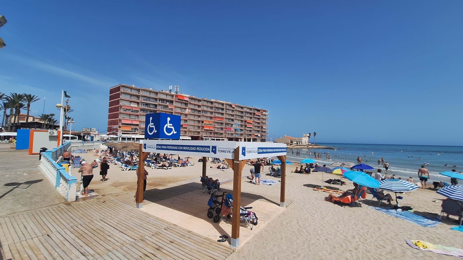 Studio à vendre à Torrevieja - 85 000 € (Ref: 9921426)