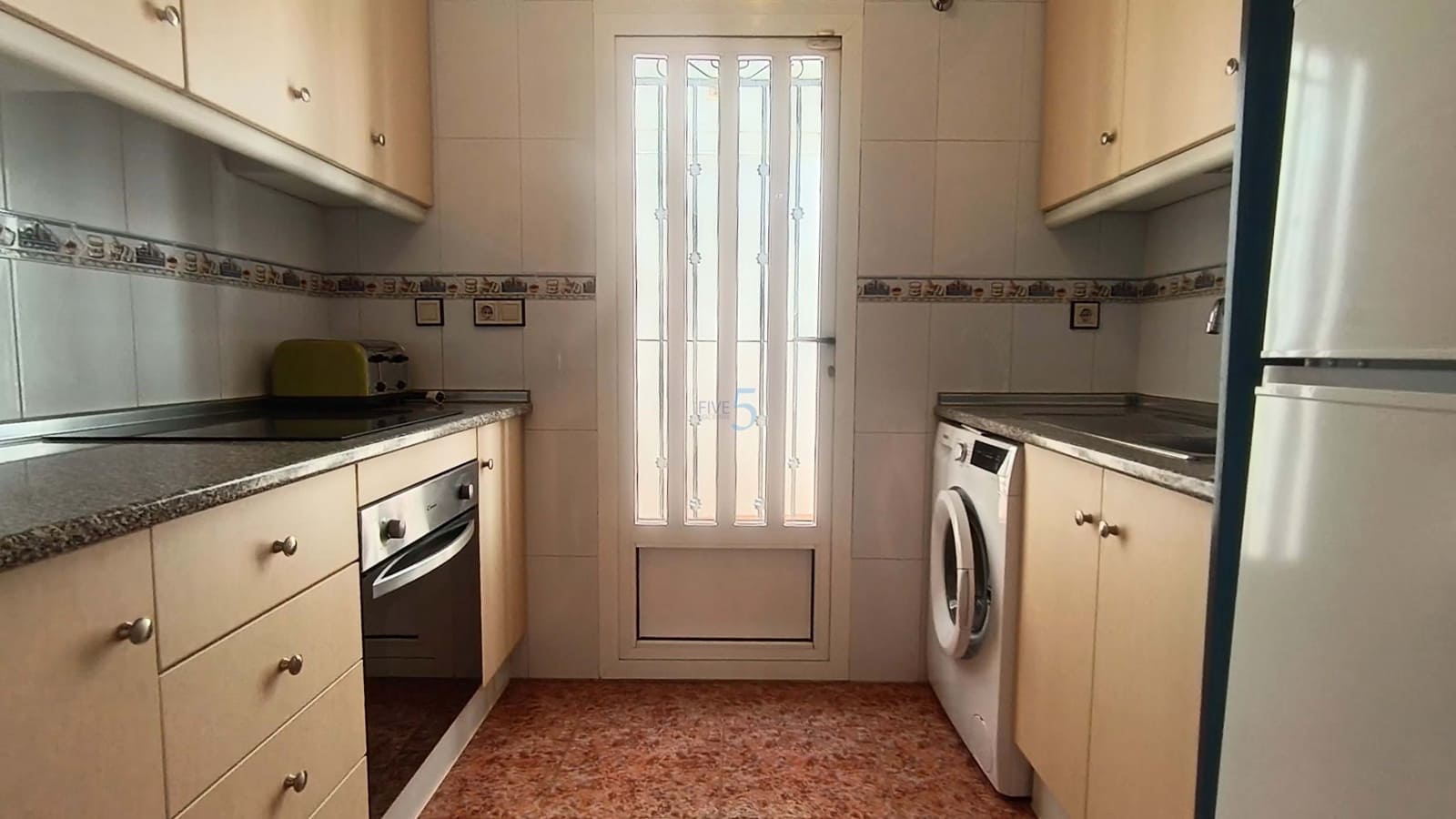 2 slaapkamer Appartement te koop in Los Montesinos met zwembad - € 125.000 (Ref: 9921427)