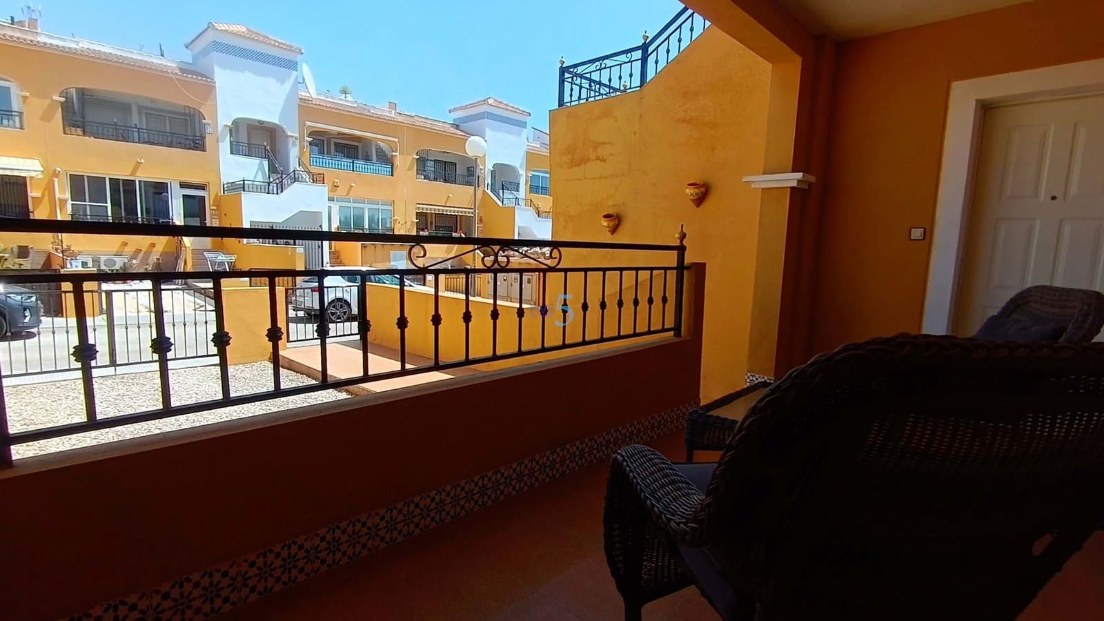 2 slaapkamer Appartement te koop in Los Montesinos met zwembad - € 125.000 (Ref: 9921427)