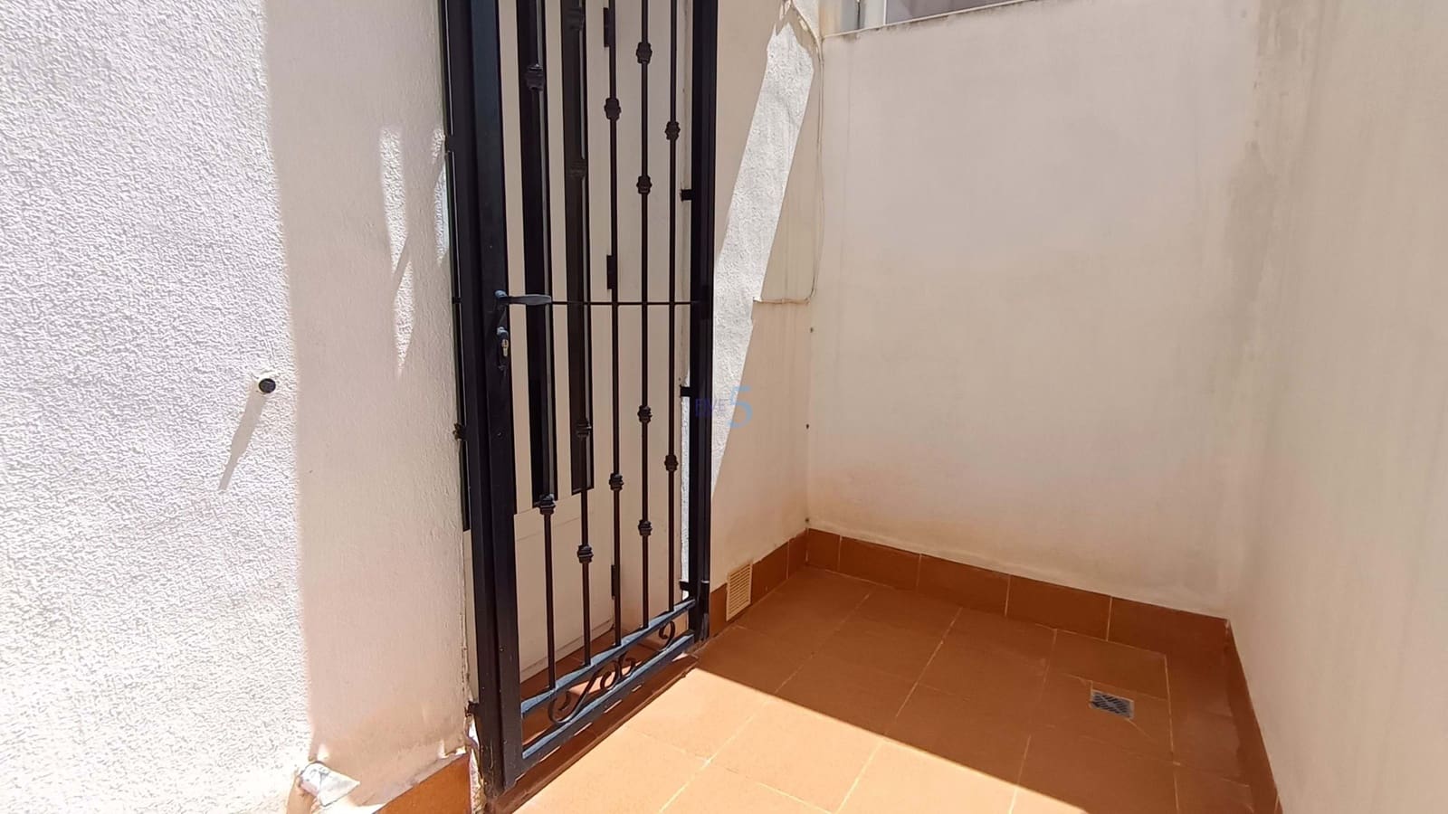 2 slaapkamer Appartement te koop in Los Montesinos met zwembad - € 125.000 (Ref: 9921427)