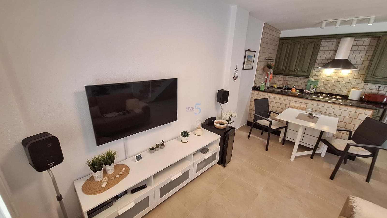 3 bedroom Townhouse for sale in La Mata with pool garage - € 219,000 (Ref: 9922735)