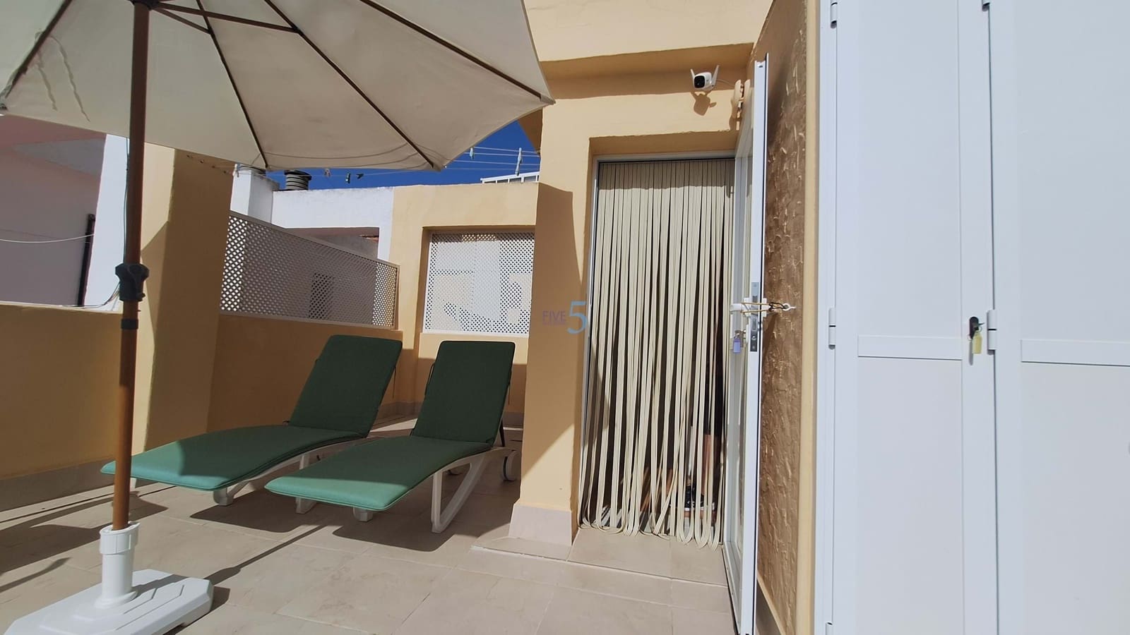 3 bedroom Townhouse for sale in La Mata with pool garage - € 219,000 (Ref: 9922735)