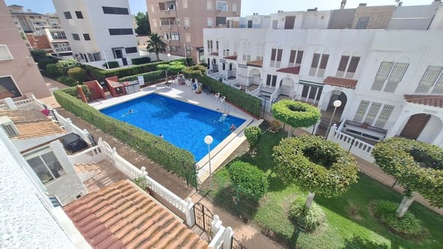 3 soverom Hus til salgs i La Mata, Torrevieja med svømmebasseng garasje - € 219 500 (Ref: 9922735)