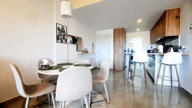2 soverom Leilighet til salgs i Pilar de la Horadada med svømmebasseng garasje - € 330 000 (Ref: 9922736)