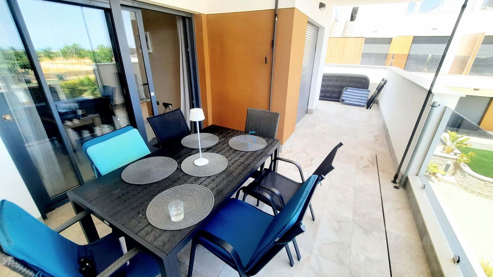 2 soverom Leilighet til salgs i Pilar de la Horadada med svømmebasseng garasje - € 330 000 (Ref: 9922736)