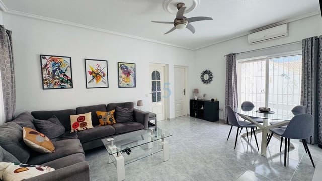 3 soveværelse Villa til salg i Ciudad Quesada, Rojales med swimmingpool - € 284.000 (Ref: 9922737)