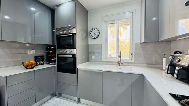 3 soveværelse Villa til salg i Ciudad Quesada, Rojales med swimmingpool - € 284.000 (Ref: 9922737)