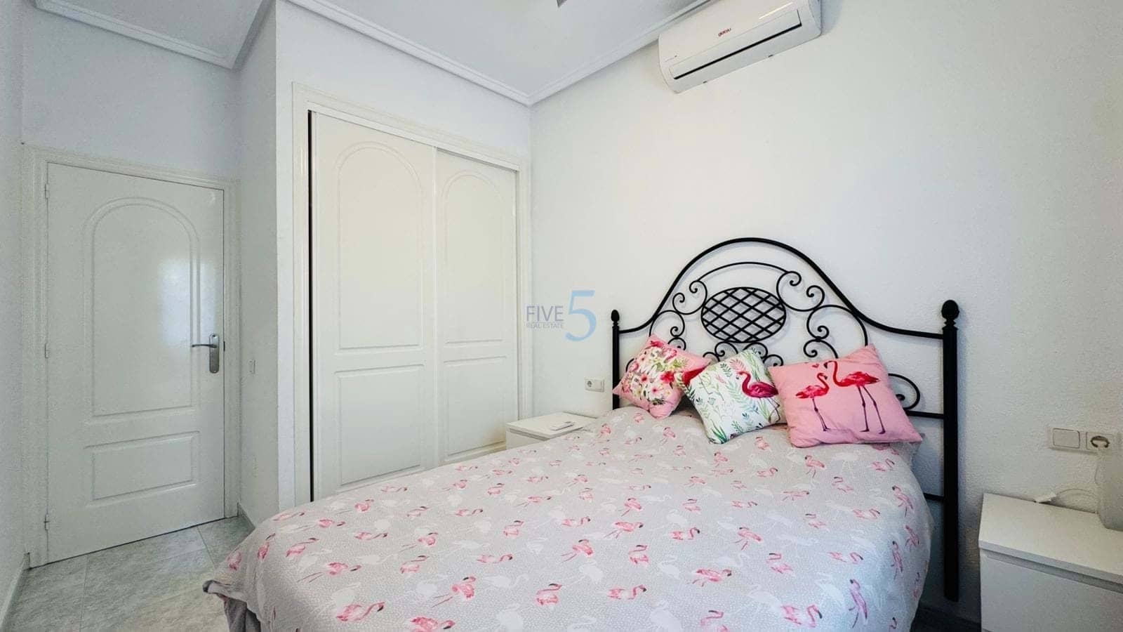 3 soveværelse Villa til salg i Ciudad Quesada med swimmingpool - € 284.000 (Ref: 9922737)