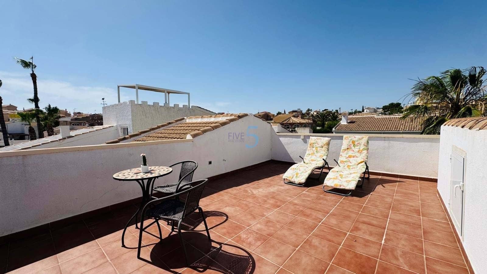 3 soveværelse Villa til salg i Ciudad Quesada med swimmingpool - € 284.000 (Ref: 9922737)