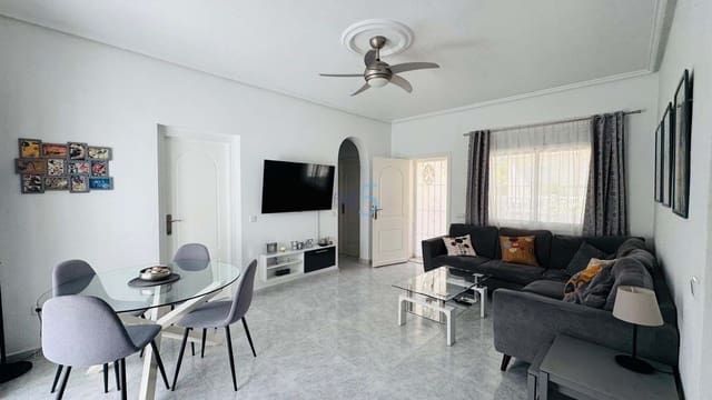 3 soveværelse Villa til salg i Ciudad Quesada, Rojales med swimmingpool - € 284.000 (Ref: 9922737)