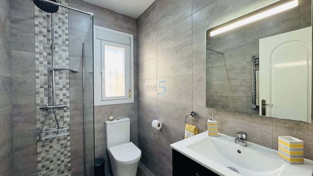 3 soveværelse Villa til salg i Ciudad Quesada, Rojales med swimmingpool - € 284.000 (Ref: 9922737)