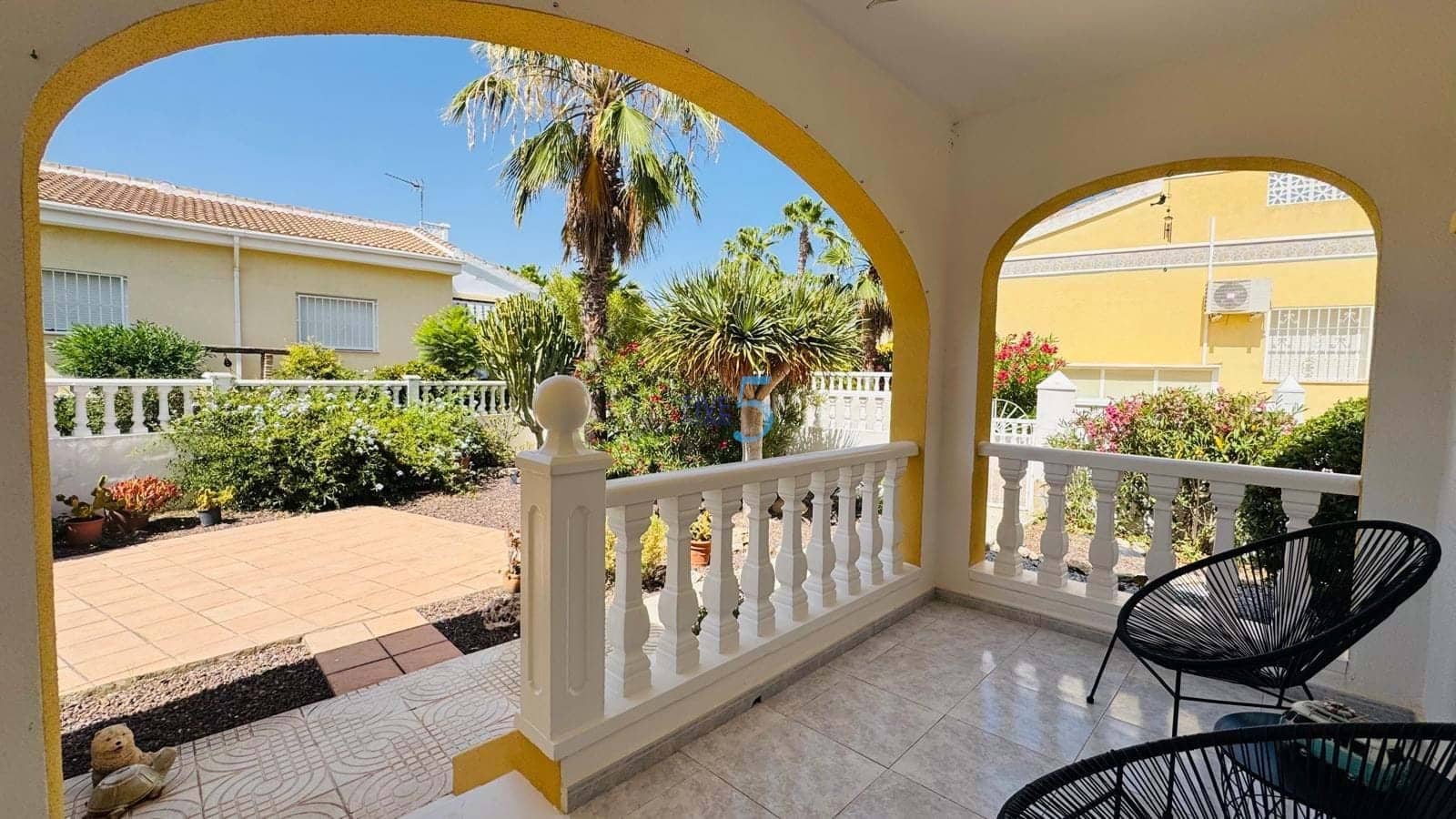 3 soveværelse Villa til salg i Ciudad Quesada med swimmingpool - € 284.000 (Ref: 9922737)