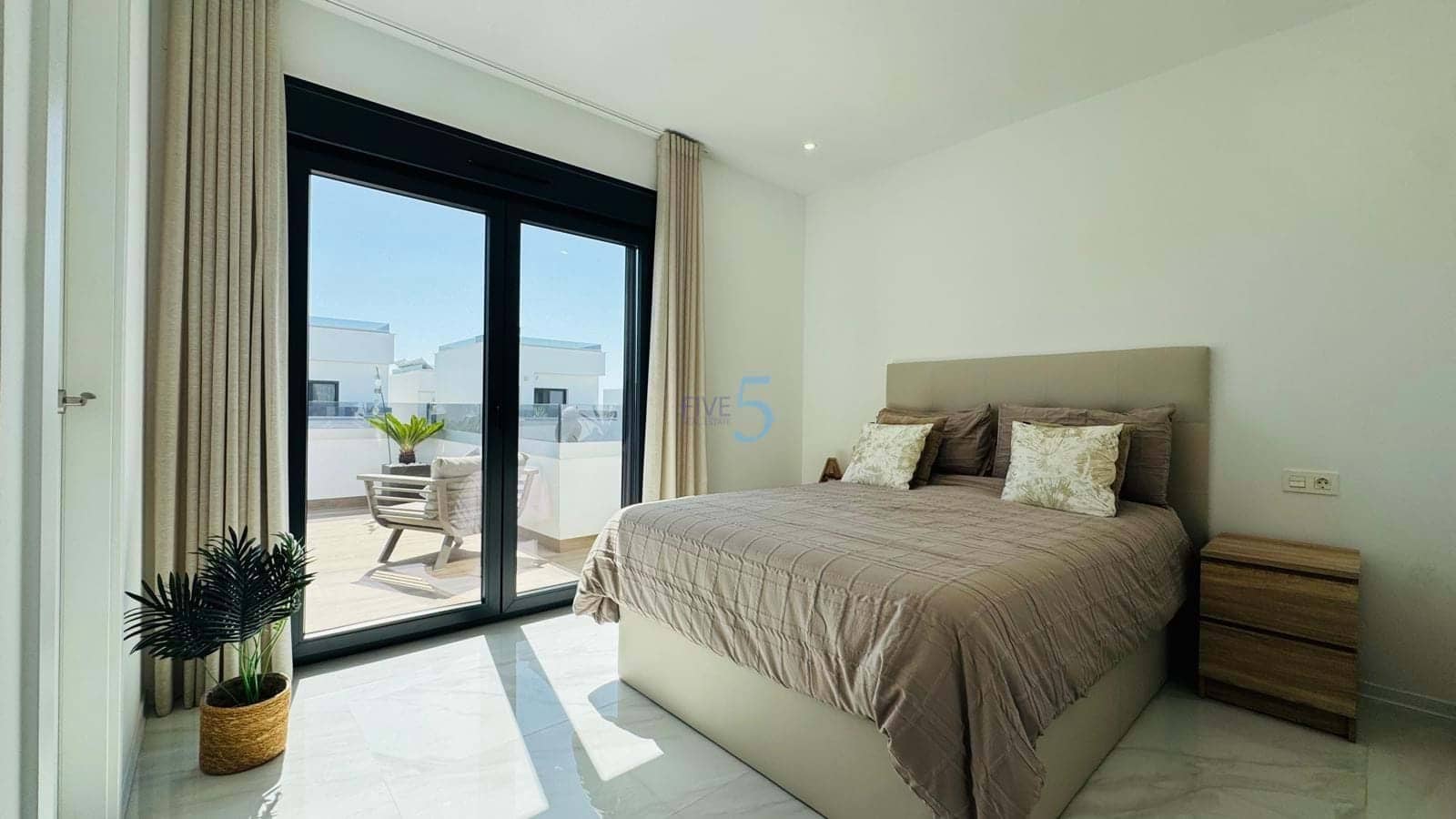 3 Zimmer Villa zu verkaufen in Vistabella mit Pool Garage - 429.900 € (Ref: 9923020)