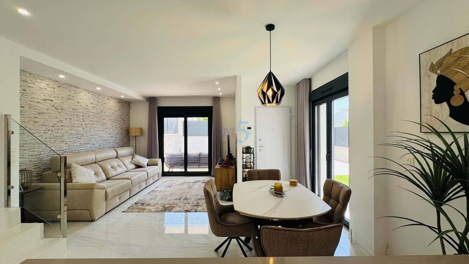 3 Zimmer Villa zu verkaufen in Vistabella mit Pool Garage - 429.900 € (Ref: 9923020)