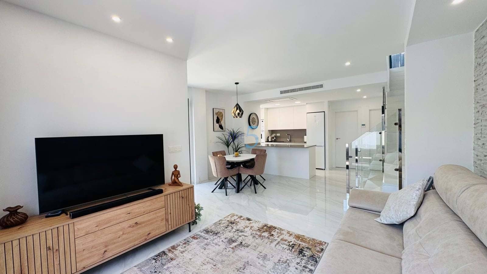 3 Zimmer Villa zu verkaufen in Vistabella mit Pool Garage - 429.900 € (Ref: 9923020)