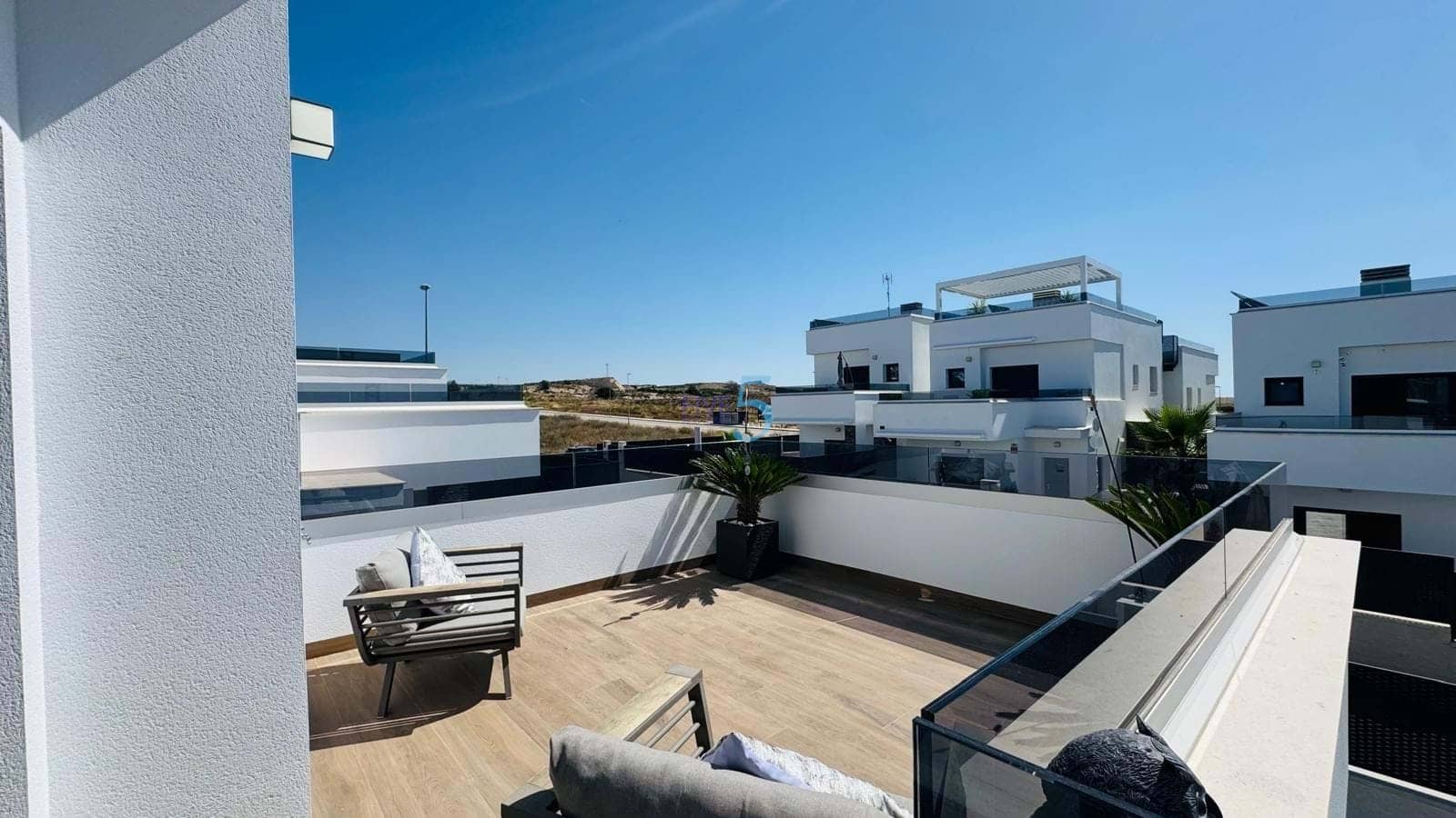 3 Zimmer Villa zu verkaufen in Vistabella mit Pool Garage - 429.900 € (Ref: 9923020)
