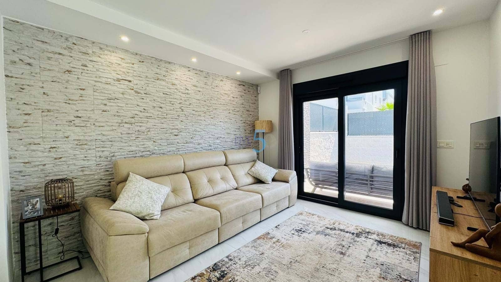 3 Zimmer Villa zu verkaufen in Vistabella mit Pool Garage - 429.900 € (Ref: 9923020)