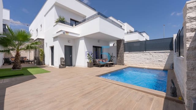 3 soveværelse Villa til salg i Vistabella, Orihuela med swimmingpool garage - € 429.900 (Ref: 9923020)