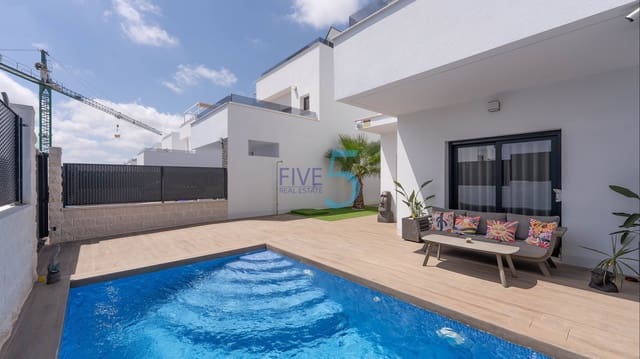 3 soveværelse Villa til salg i Vistabella, Orihuela med swimmingpool garage - € 429.900 (Ref: 9923020)