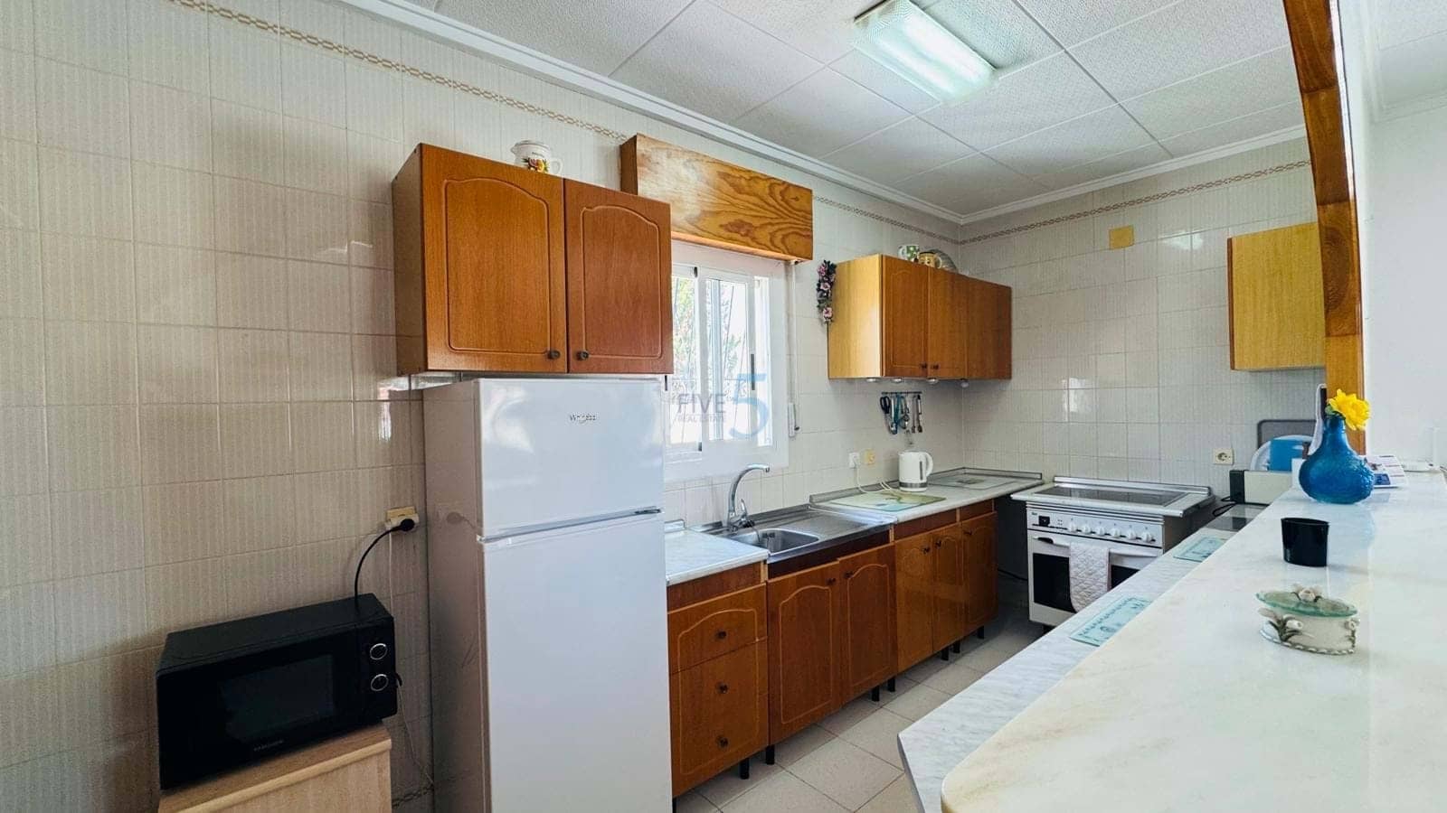 Chalet de 2 habitaciones en San Luis en venta con piscina - 269.000 € (Ref: 9923021)