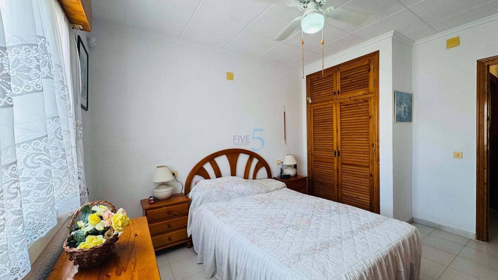 Chalet de 2 habitaciones en San Luis en venta con piscina - 269.000 € (Ref: 9923021)