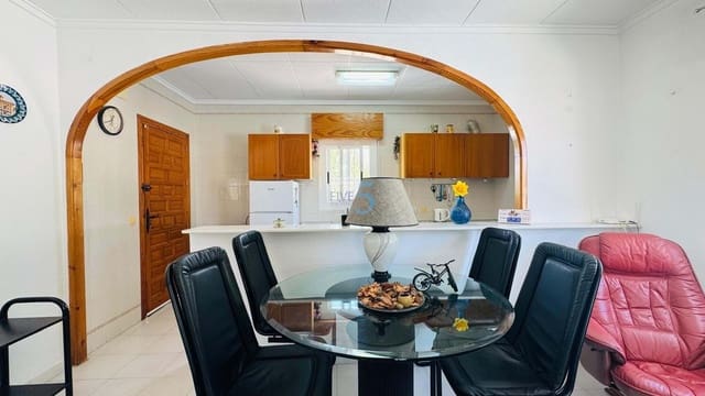 2 soverom Villa til salgs i San Luis, Torrevieja med svømmebasseng - € 269 000 (Ref: 9923021)
