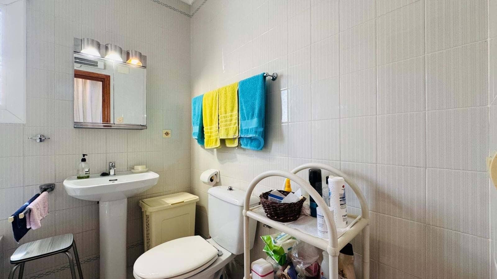 Chalet de 2 habitaciones en San Luis en venta con piscina - 269.000 € (Ref: 9923021)