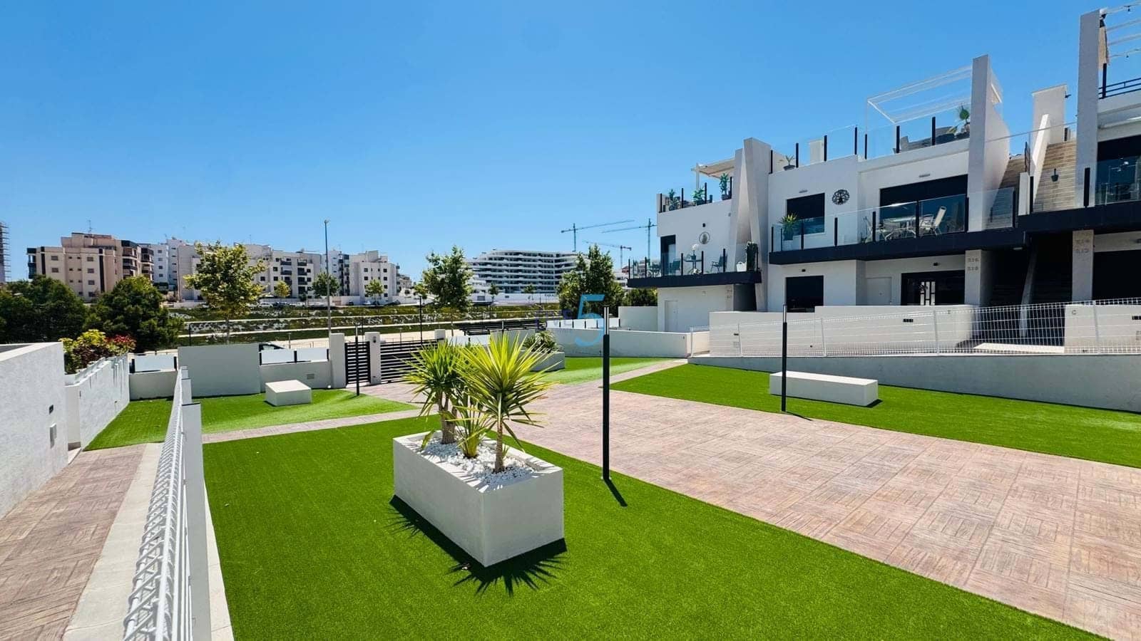 2 soverom Leilighet til salgs i San Miguel de Salinas med svømmebasseng - € 299 000 (Ref: 9924880)