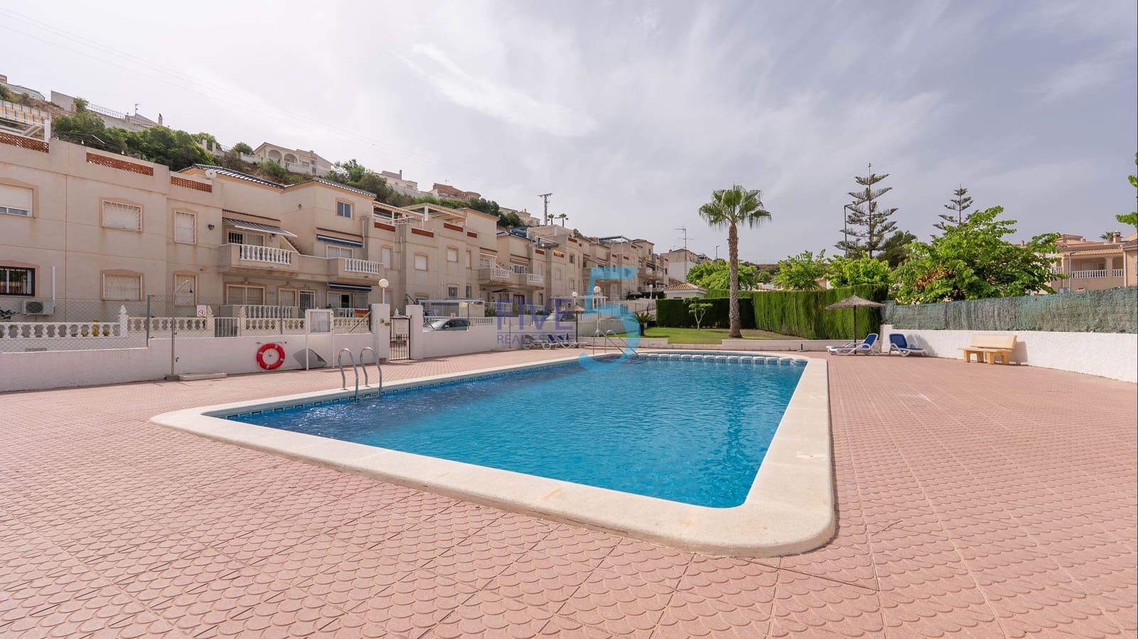 2 soveværelse Lejlighed til salg i Ciudad Quesada med swimmingpool - € 139.999 (Ref: 9926320)