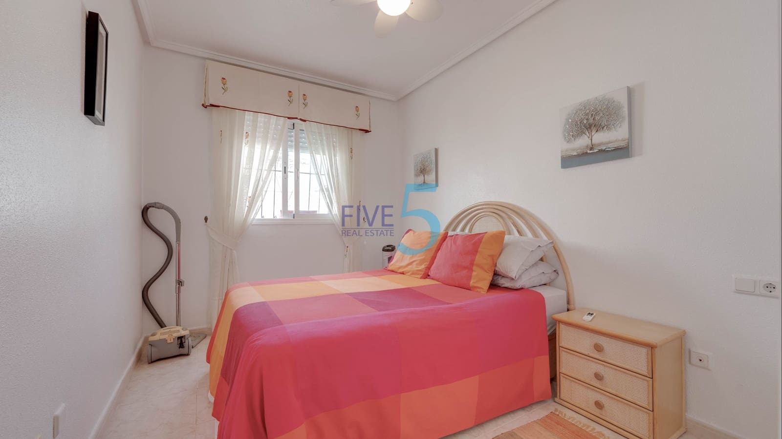 2 soveværelse Lejlighed til salg i Ciudad Quesada med swimmingpool - € 139.999 (Ref: 9926320)