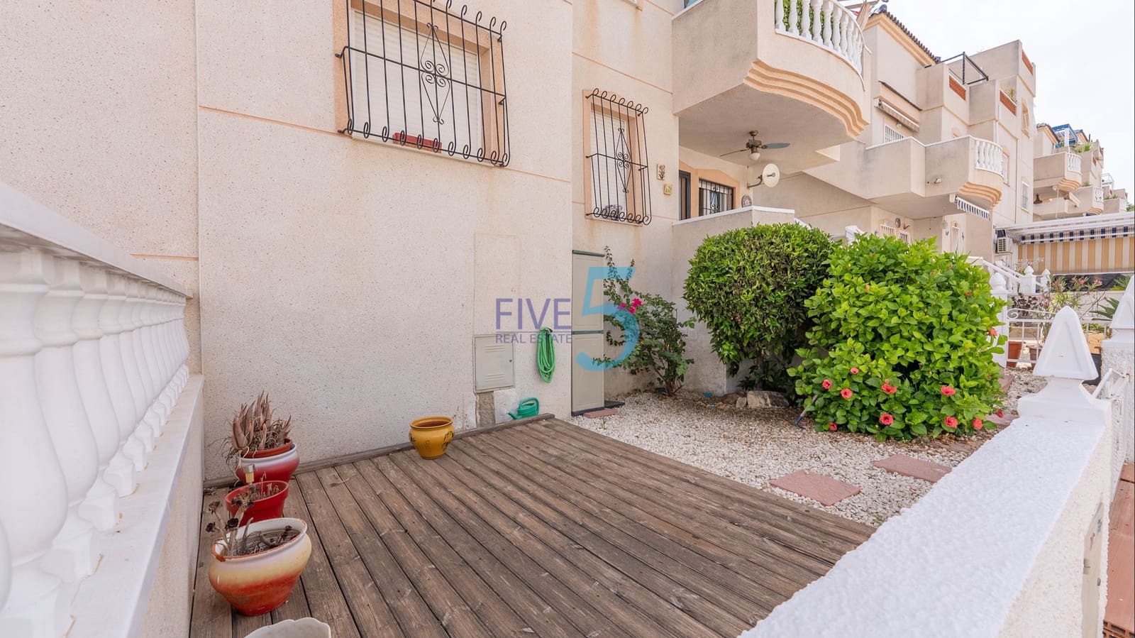 2 soveværelse Lejlighed til salg i Ciudad Quesada med swimmingpool - € 139.999 (Ref: 9926320)