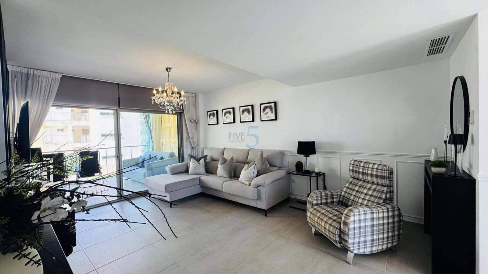 2 soveværelse Lejlighed til salg i Villamartin med swimmingpool garage - € 265.000 (Ref: 9926321)