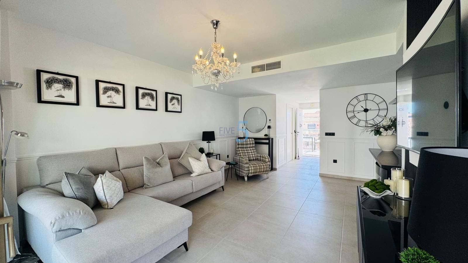 2 soveværelse Lejlighed til salg i Villamartin med swimmingpool garage - € 265.000 (Ref: 9926321)