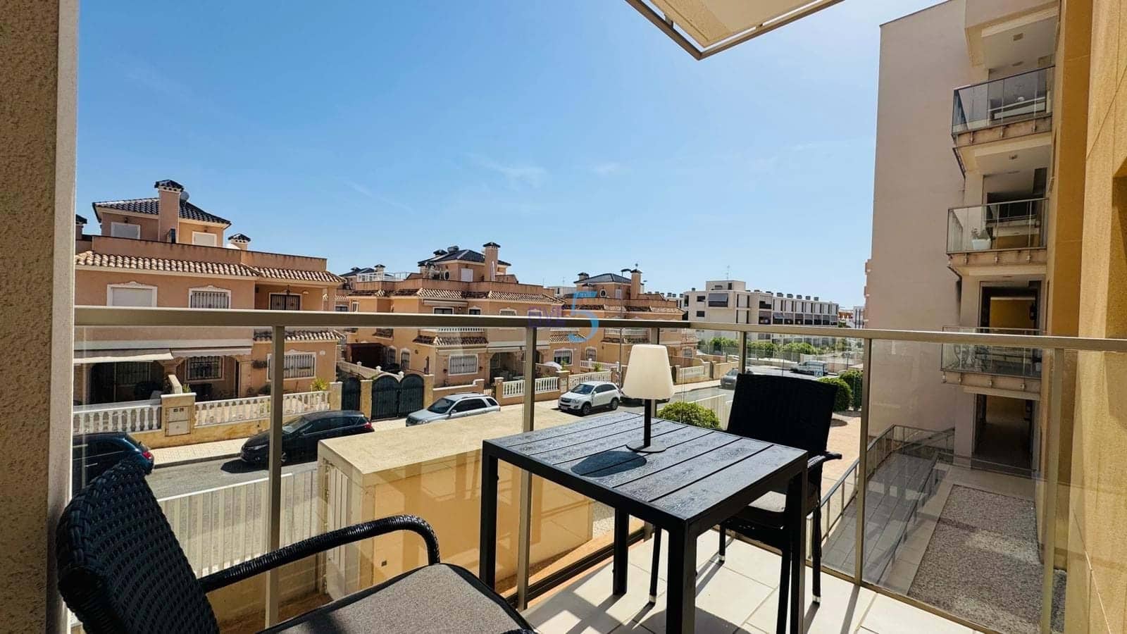 2 soveværelse Lejlighed til salg i Villamartin med swimmingpool garage - € 265.000 (Ref: 9926321)