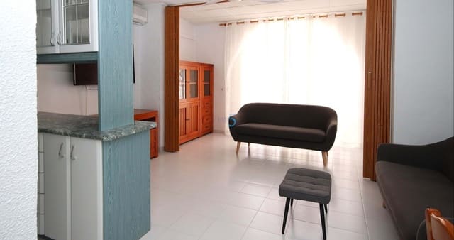 3 chambre Maison de Ville à vendre à La Siesta, Torrevieja - 156 000 € (Ref: 9926322)