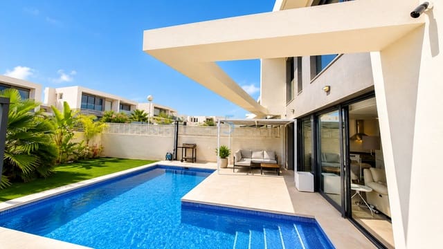 3 sovrum Villa till salu i Gran Alacant, Santa Pola med pool garage - 490 000 € (Ref: 9926323)