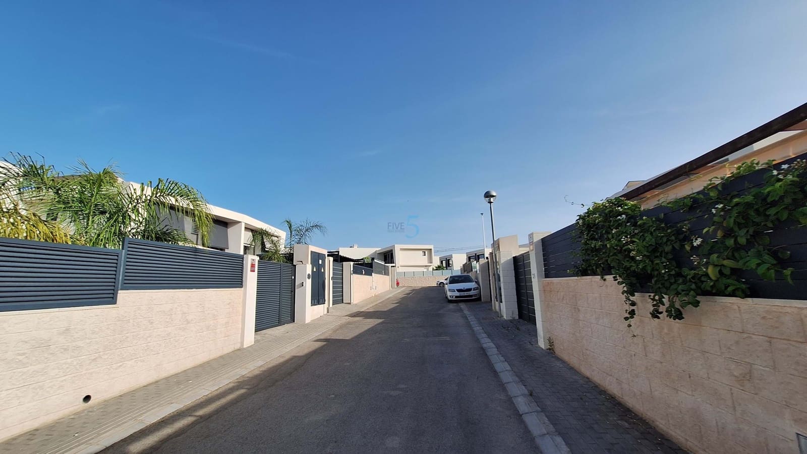 3 sovrum Villa till salu i Gran Alacant med pool garage - 490 000 € (Ref: 9926323)