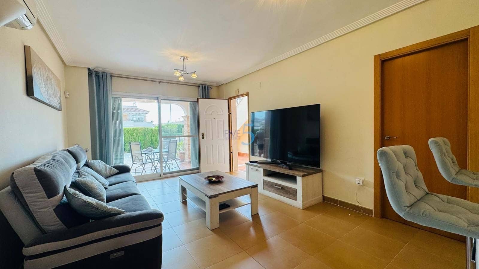 2 soverom Leilighet til salgs i Playa Flamenca med svømmebasseng - € 235 000 (Ref: 9928375)