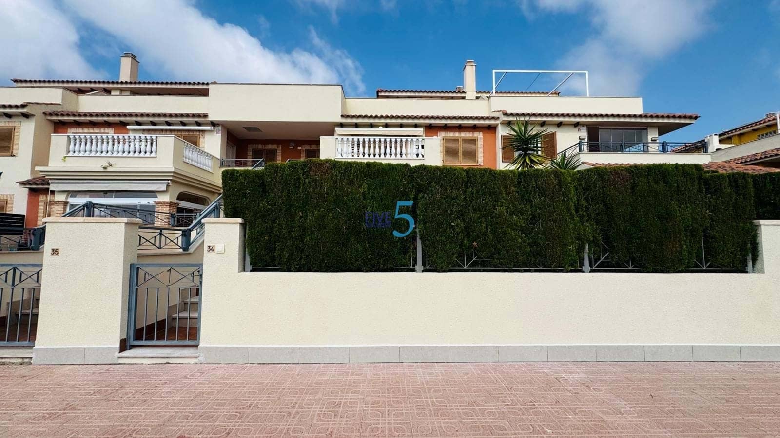 2 soverom Leilighet til salgs i Playa Flamenca med svømmebasseng - € 235 000 (Ref: 9928375)