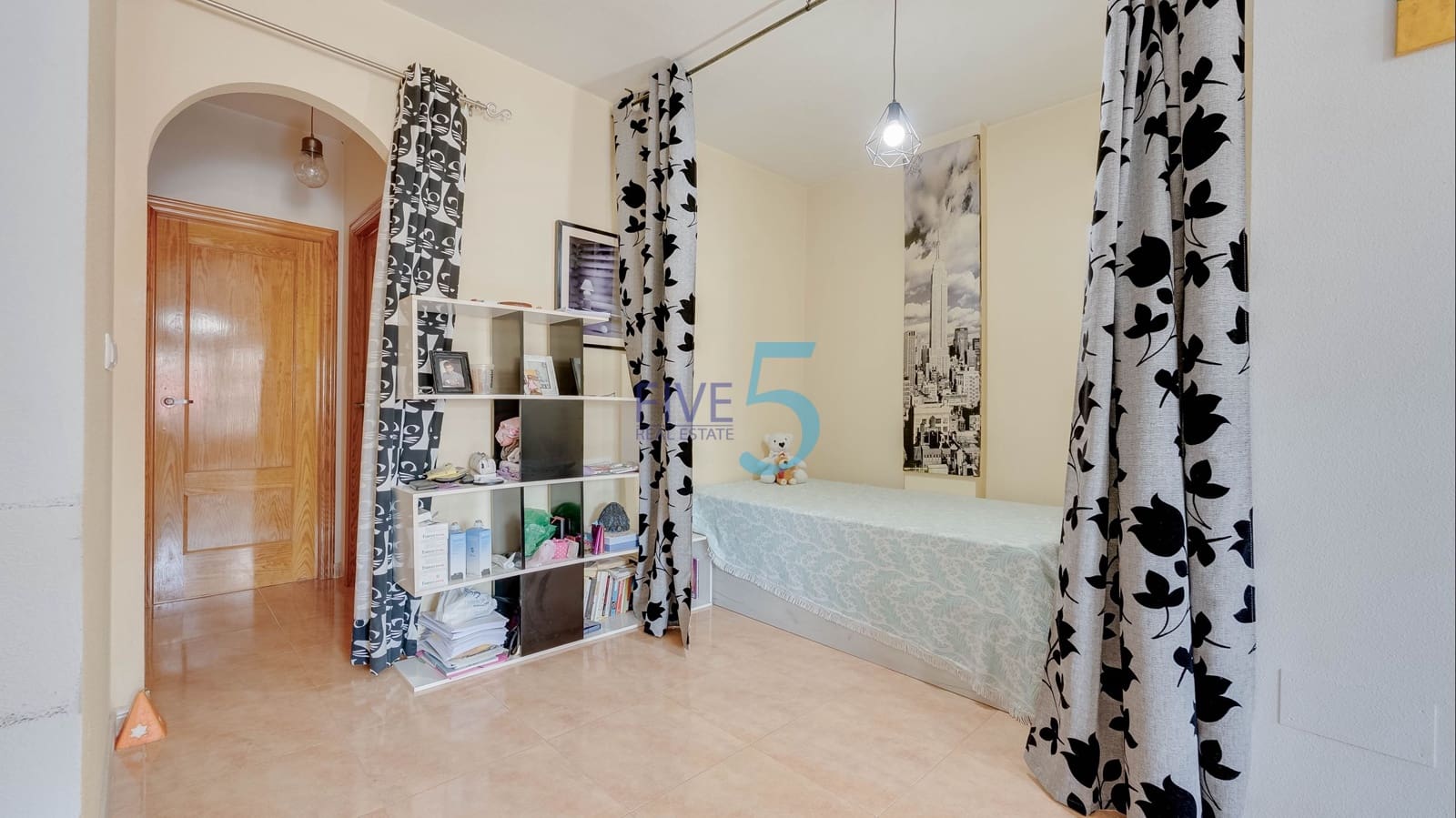 2 Zimmer Apartment zu verkaufen in Daya Nueva mit Pool Garage - 112.000 € (Ref: 9928376)