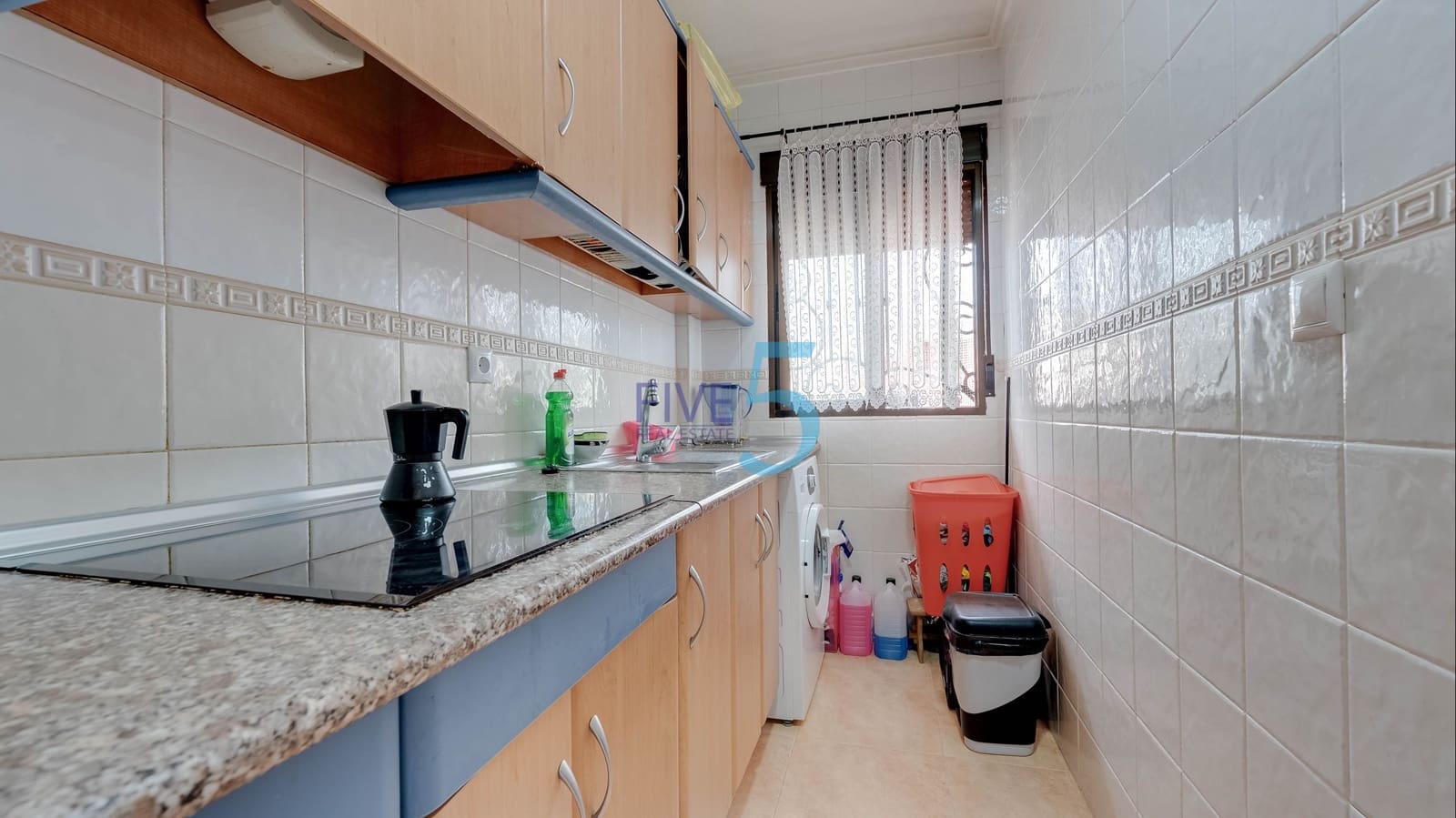 2 Zimmer Apartment zu verkaufen in Daya Nueva mit Pool Garage - 112.000 € (Ref: 9928376)